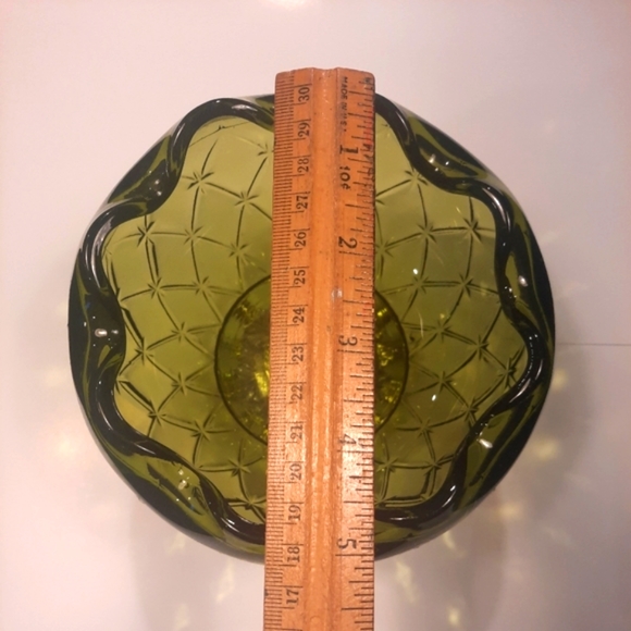 Vintage Indiana Glass Quilted Diamond Decorative Footed Bowl ~ Metal Base - Picture 8 of 8